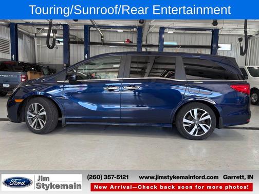 Obsidian Blue Pearl 2024 Honda Odyssey Touring