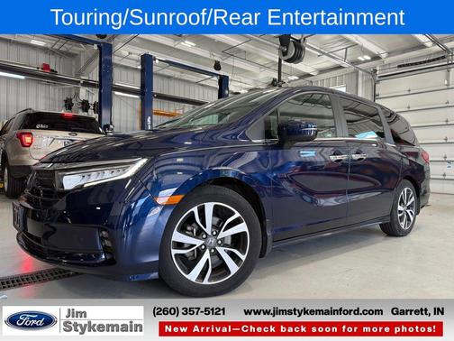 Obsidian Blue Pearl 2024 Honda Odyssey Touring