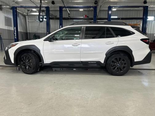 2023 Subaru Outback Onyx Edition XT