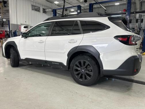 2023 Subaru Outback Onyx Edition XT