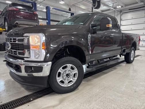 2025 Ford F-350 XLT