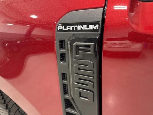 2026 Ford F-250 Platinum