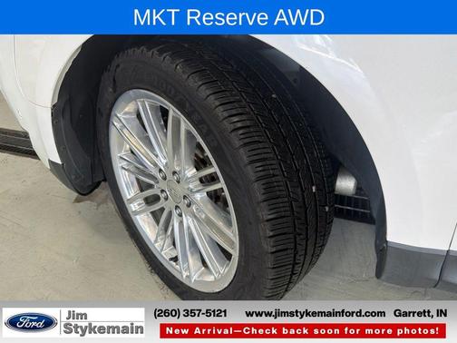 White Platinum Clearcoat Metallic 2018 Lincoln MKT Reserve
