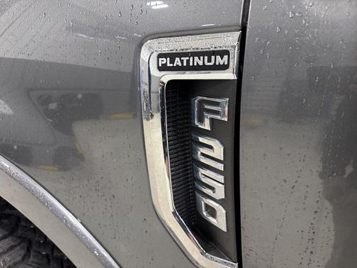 Carbonized Gray Metallic 2022 Ford F-250 Platinum