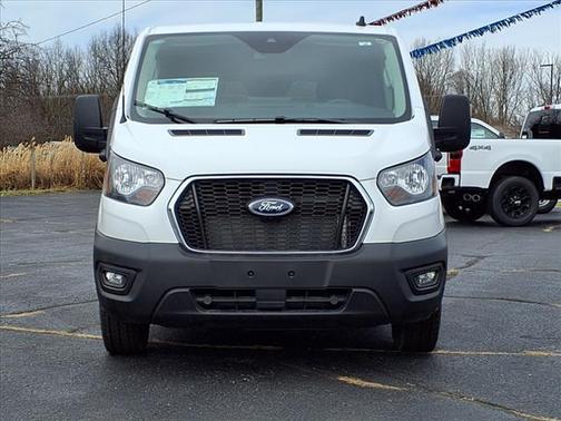 2025 Ford Transit-150 150