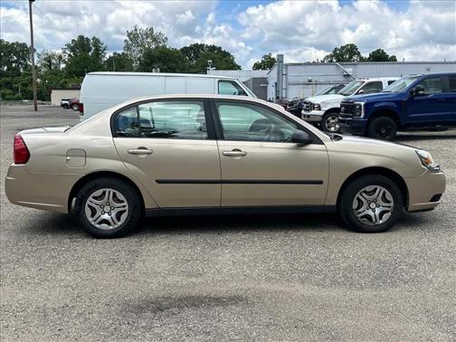 Tan 2005 Chevrolet Malibu Base
