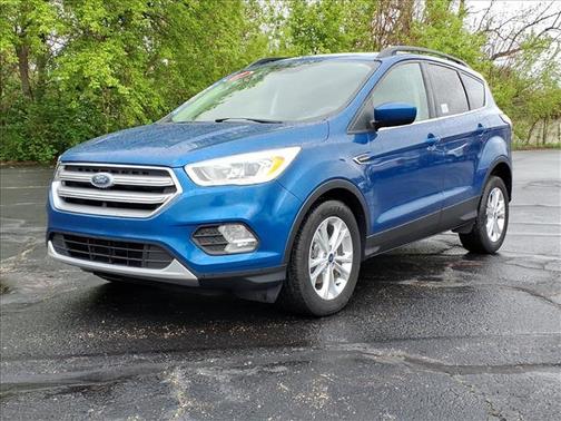 Blue 2017 Ford Escape SE