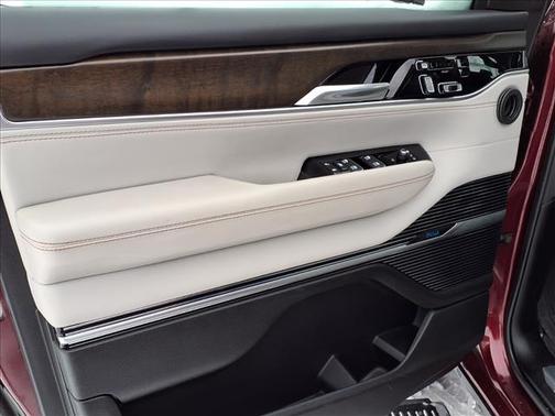 2022 Jeep Grand Wagoneer Series I