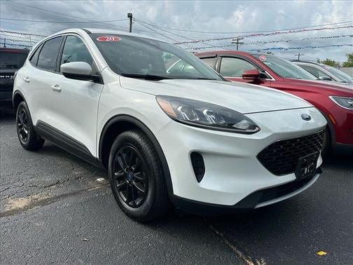 White 2020 Ford Escape SE