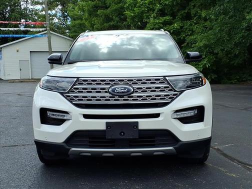 White 2023 Ford Explorer Limited