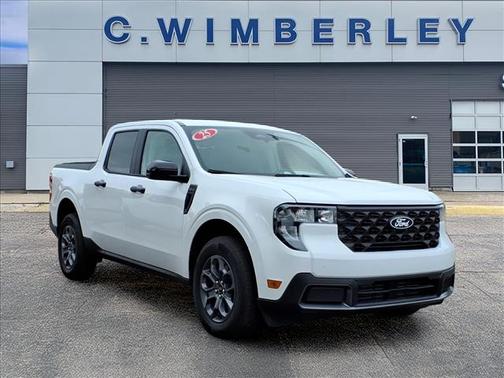 Oxford White 2025 Ford Maverick XLT