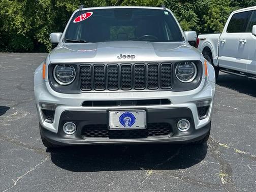 Silver 2019 Jeep Renegade Altitude