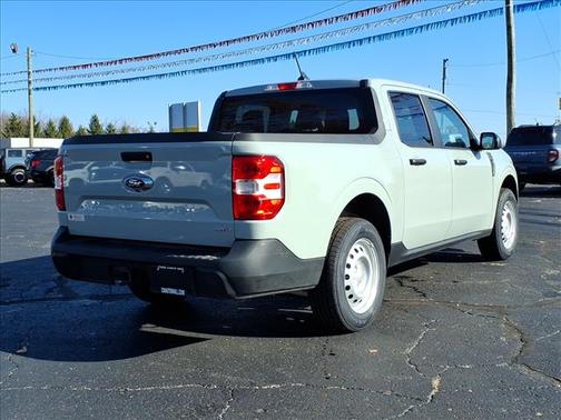 2024 Ford Maverick XL
