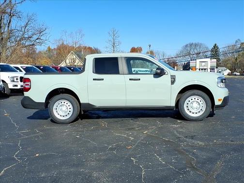 2024 Ford Maverick XL