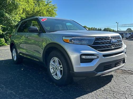 Silver 2023 Ford Explorer XLT
