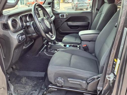 2021 Jeep Gladiator Sport
