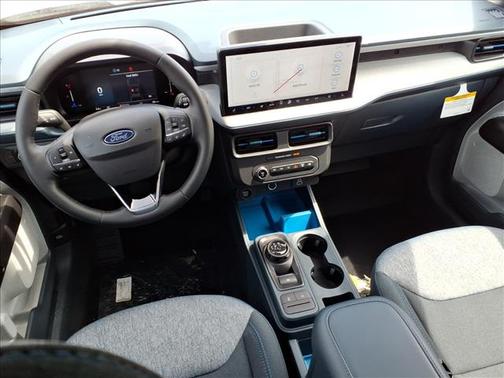 Oxford White Clearcoat 2026 Ford Maverick XLT