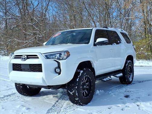 2022 Toyota 4Runner SR5 Premium