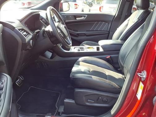 2024 Ford Edge ST