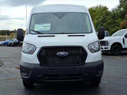 2025 Ford Transit-250 148 WB Medium Roof Cargo
