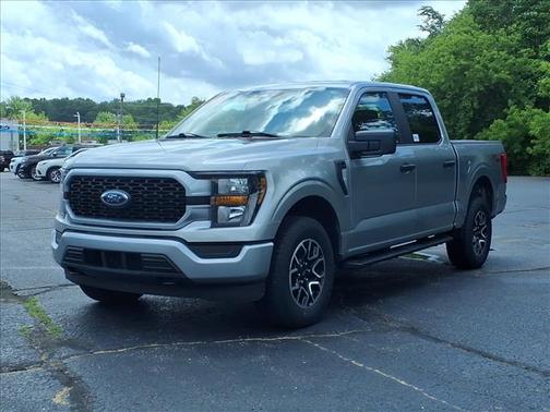 Iconic Silver Metallic 2023 Ford F-150 XL