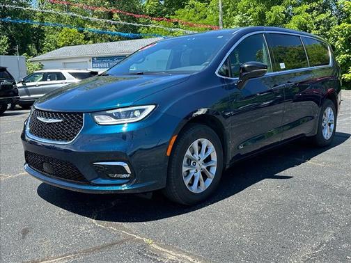Blue 2025 Chrysler Pacifica Select