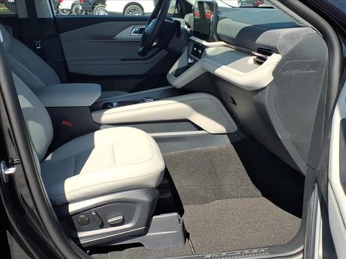 Agate Black Metallic 2026 Ford Explorer Active