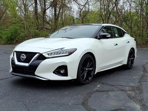 White 2019 Nissan Maxima 3.5 Platinum