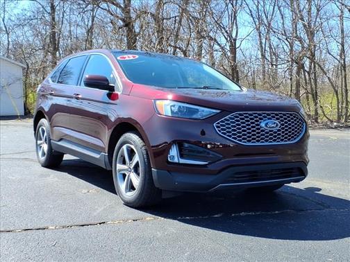Burgundy Velvet Metallic Tinted Clearcoat 2023 Ford Edge SEL