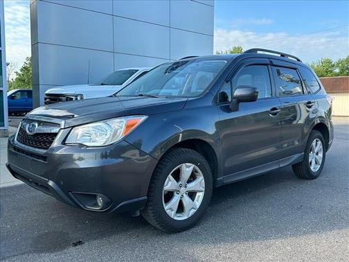 Dark Gray Metallic 2016 Subaru Forester 2.5i Premium