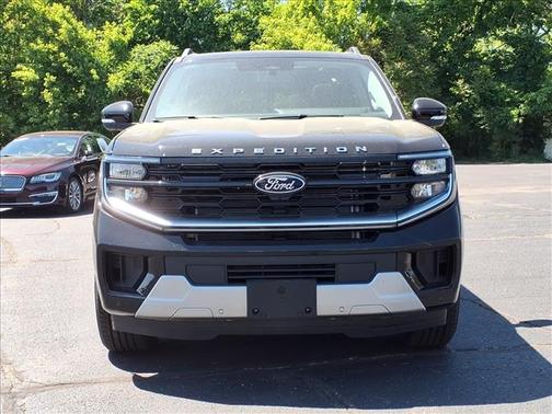 Black 2026 Ford Expedition Max Platinum