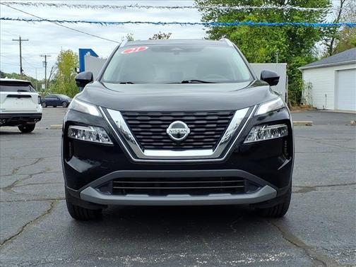Black 2021 Nissan Rogue SV