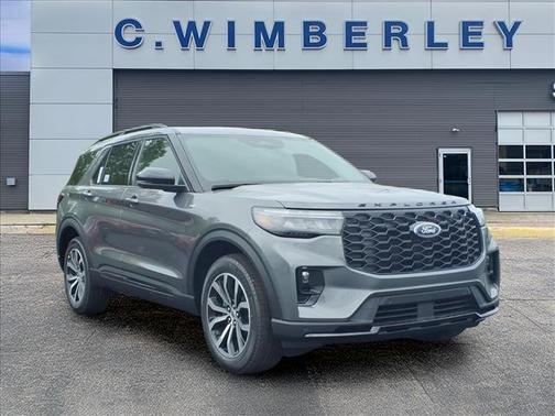 Carbonized Gray Metallic 2026 Ford Explorer ST-Line