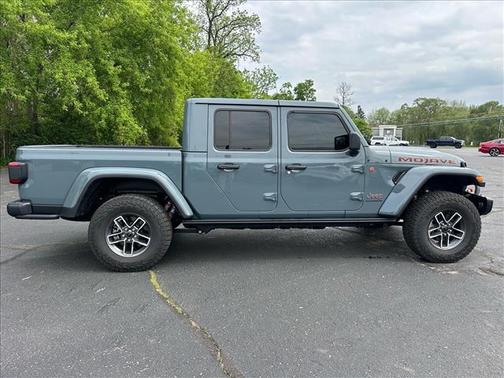 Anvil 2026 Jeep Gladiator Mojave