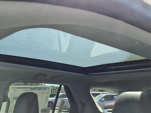 Star White 2026 Ford Explorer Active