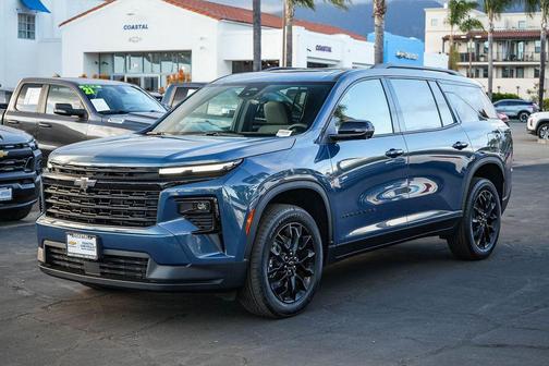 Lakeshore Blue Metallic 2026 Chevrolet Traverse LT