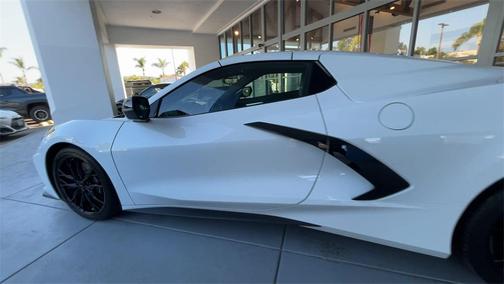 2025 Chevrolet Corvette Stingray w/3LT