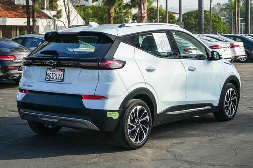 Tide Metallic (Ice Blue) 2023 Chevrolet Bolt EUV FWD Premier