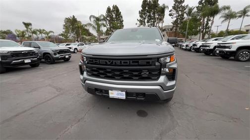 2025 Chevrolet Silverado 1500 Custom