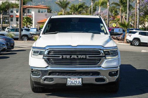 Ivory White Tri-Coat Pearlcoat 2019 RAM 1500 Laramie