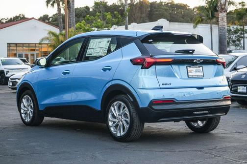 Marina Blue Metallic 2027 Chevrolet Bolt LT FWD
