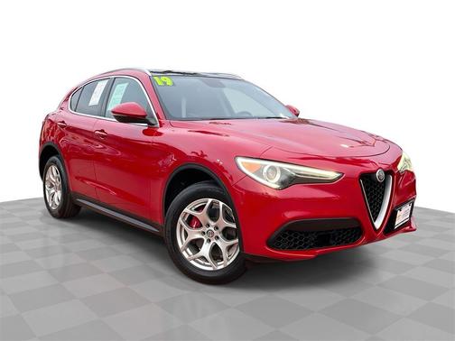 2019 Alfa Romeo Stelvio Base