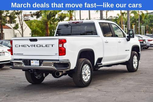 Summit White 2026 Chevrolet Silverado 2500 LT