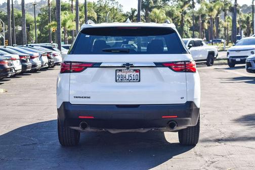2022 Chevrolet Traverse LT Cloth