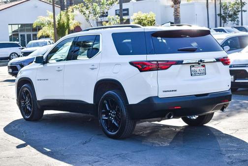 2022 Chevrolet Traverse LT Cloth