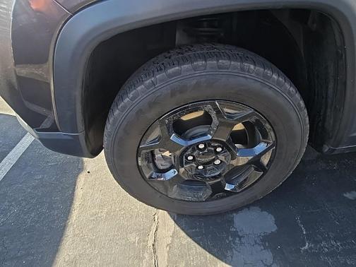 2023 Jeep Compass Trailhawk