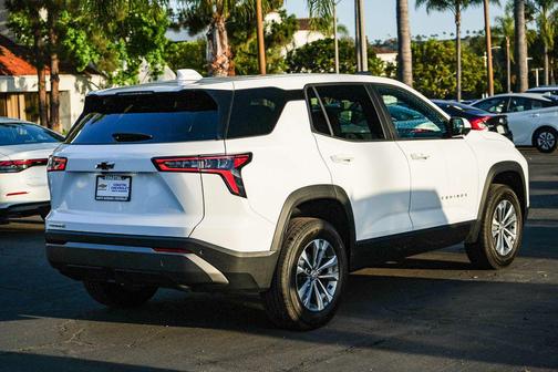 Summit White 2026 Chevrolet Equinox 1LT