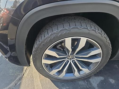 2020 Volkswagen Atlas Cross Sport 3.6L V6 SEL 4MOTION