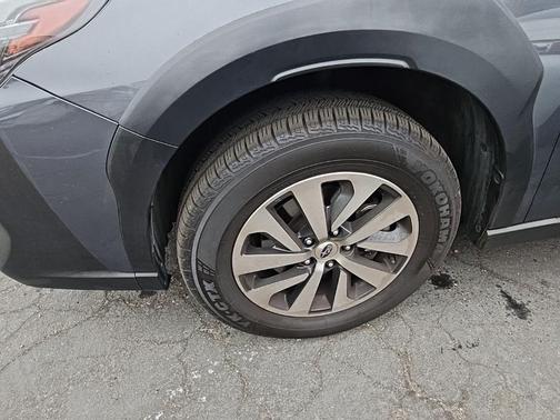 Magnetite Gray Metallic 2024 Subaru Outback Premium