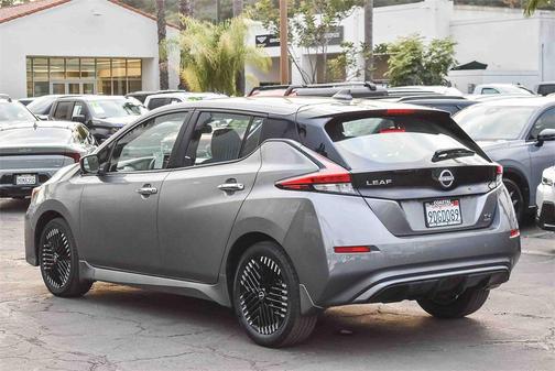 2023 Nissan Leaf SV PLUS 60 kWh